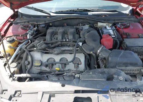 2010 Ford Fusion Sport z USA, uszkodzony, nr VIN 3FAHP0KC0AR219814